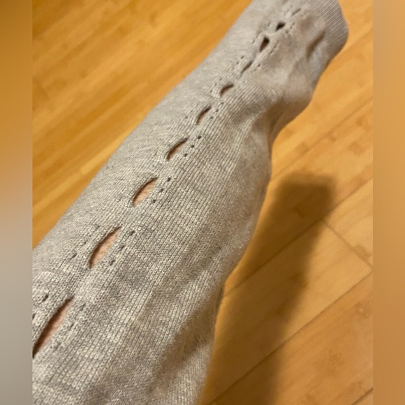 Stitches & Stripes Gray Crew Neck Sweater | Cutout Detail Size M Boutique - Picture 5 of 6